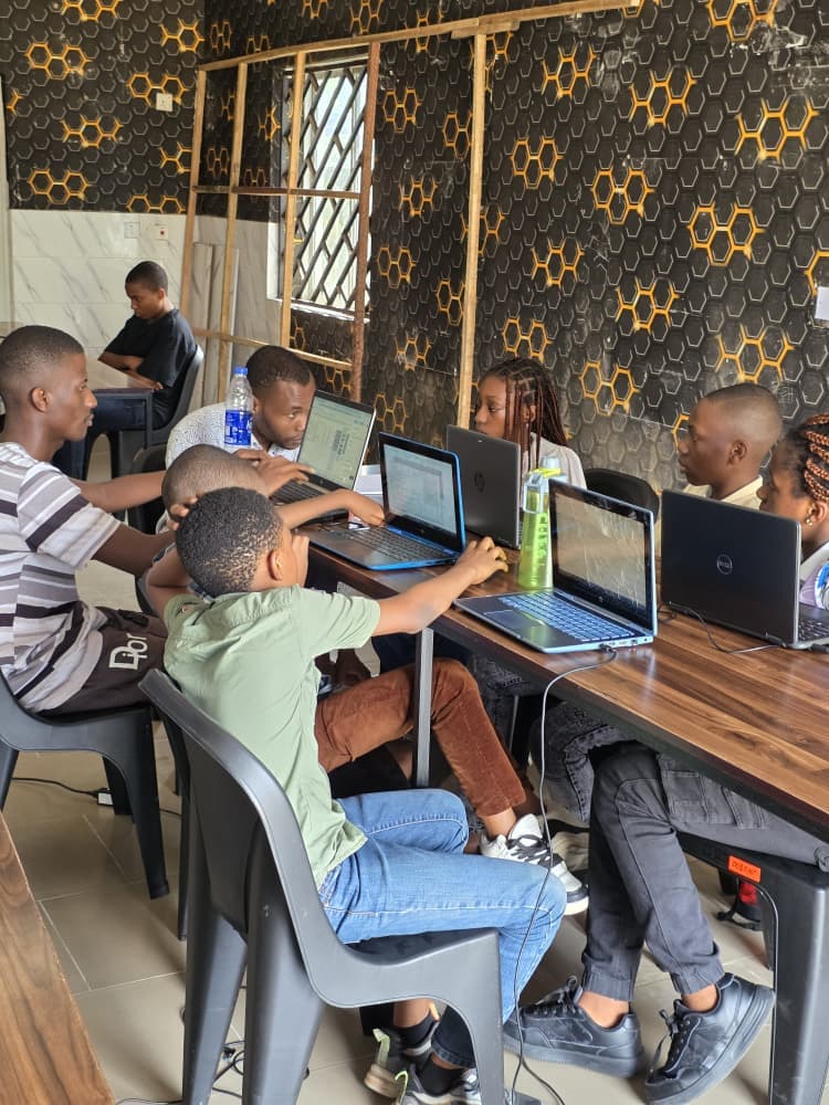 OLLIC ICT Academy gallery image 6