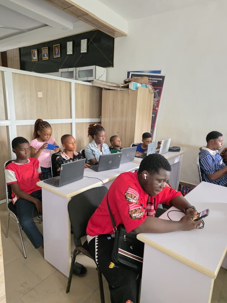 OLLIC ICT Academy gallery image 10